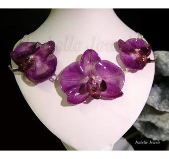 Collana realizzata con 3 orchidee naturali, selezionate e vetrificate, argento 925  
